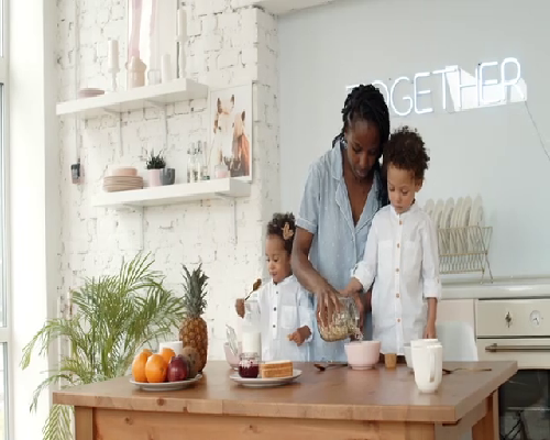 海外试管代怀服务：元旦祝福与费用详情